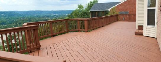 The Pros and Cons of Composite Decking