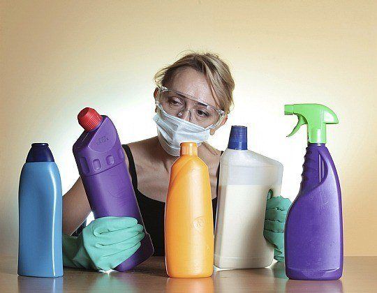 Lady cleaning with mask