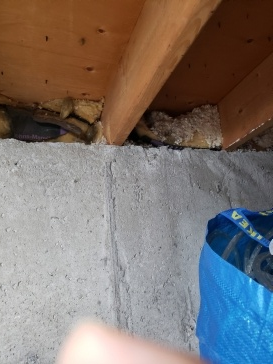 How to insulate under home extension 