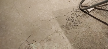 Self-leveling concrete not adhering to wood floor
