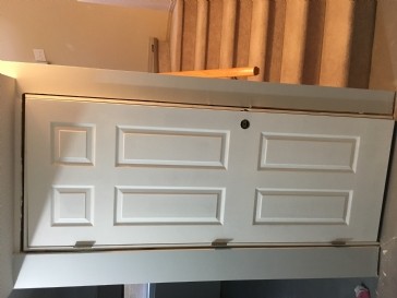 How to trim a door?