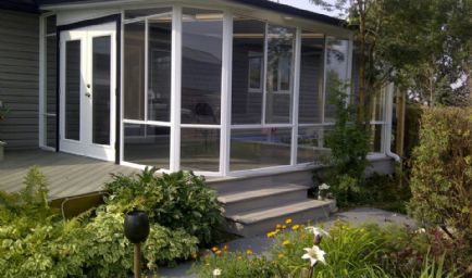 Canadian Factory Direct Sunrooms 
